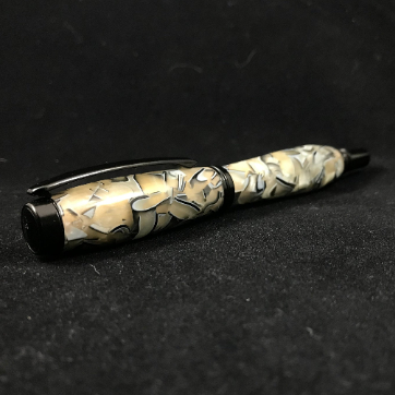 The Archer Fountain Pen in Fractured Gold